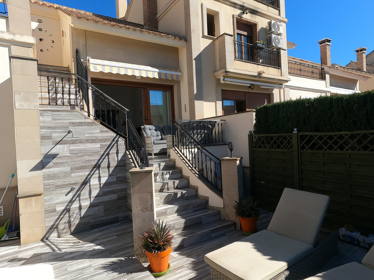 2 Bed Townhouse for sale in La Finca Golf Costa Blanca, Alicante, Spain
