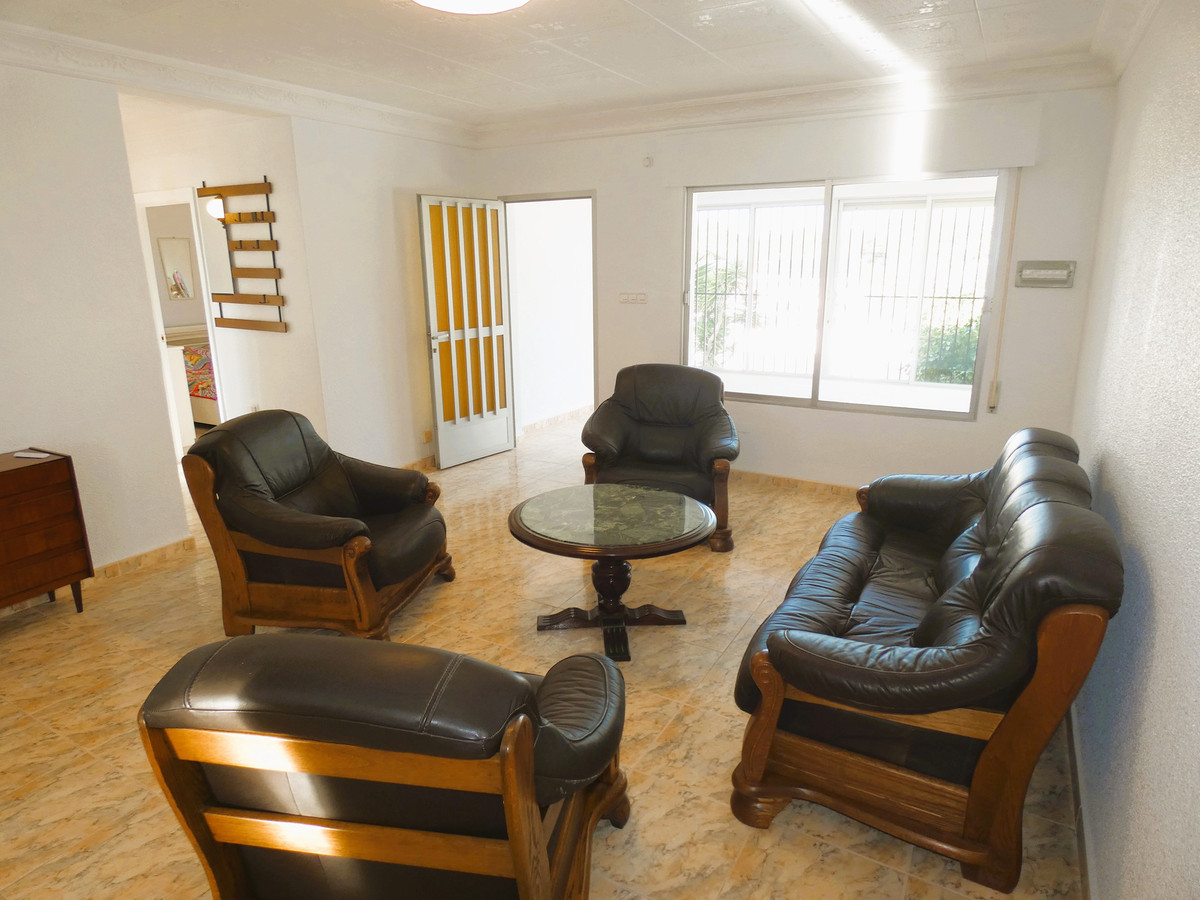 Se vende Villa - Chalet de 6 dormitorios en Costa Blanca, Alicante, España