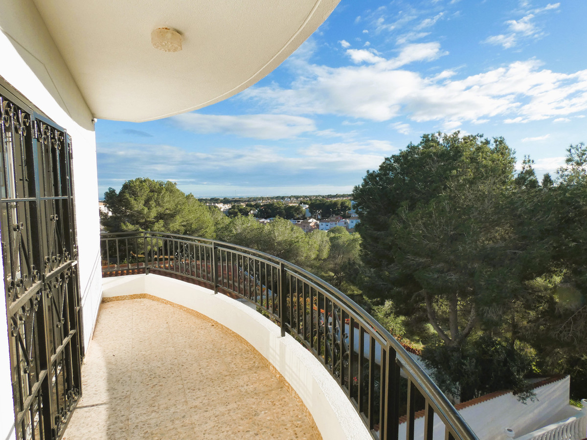 Se vende Villa - Chalet de 6 dormitorios en Costa Blanca, Alicante, España