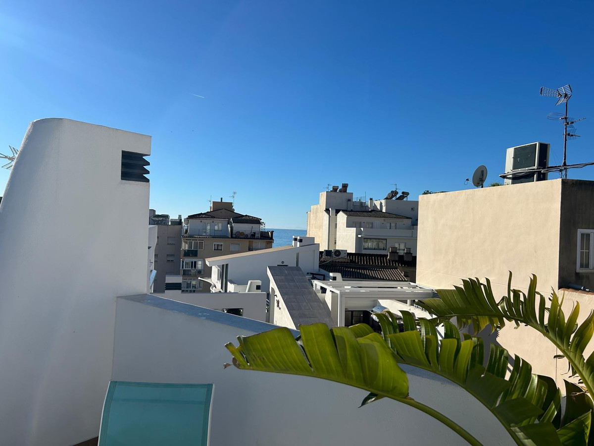2 Bed Apartment for sale in Estepona Costa Del Sol, Málaga, Spain