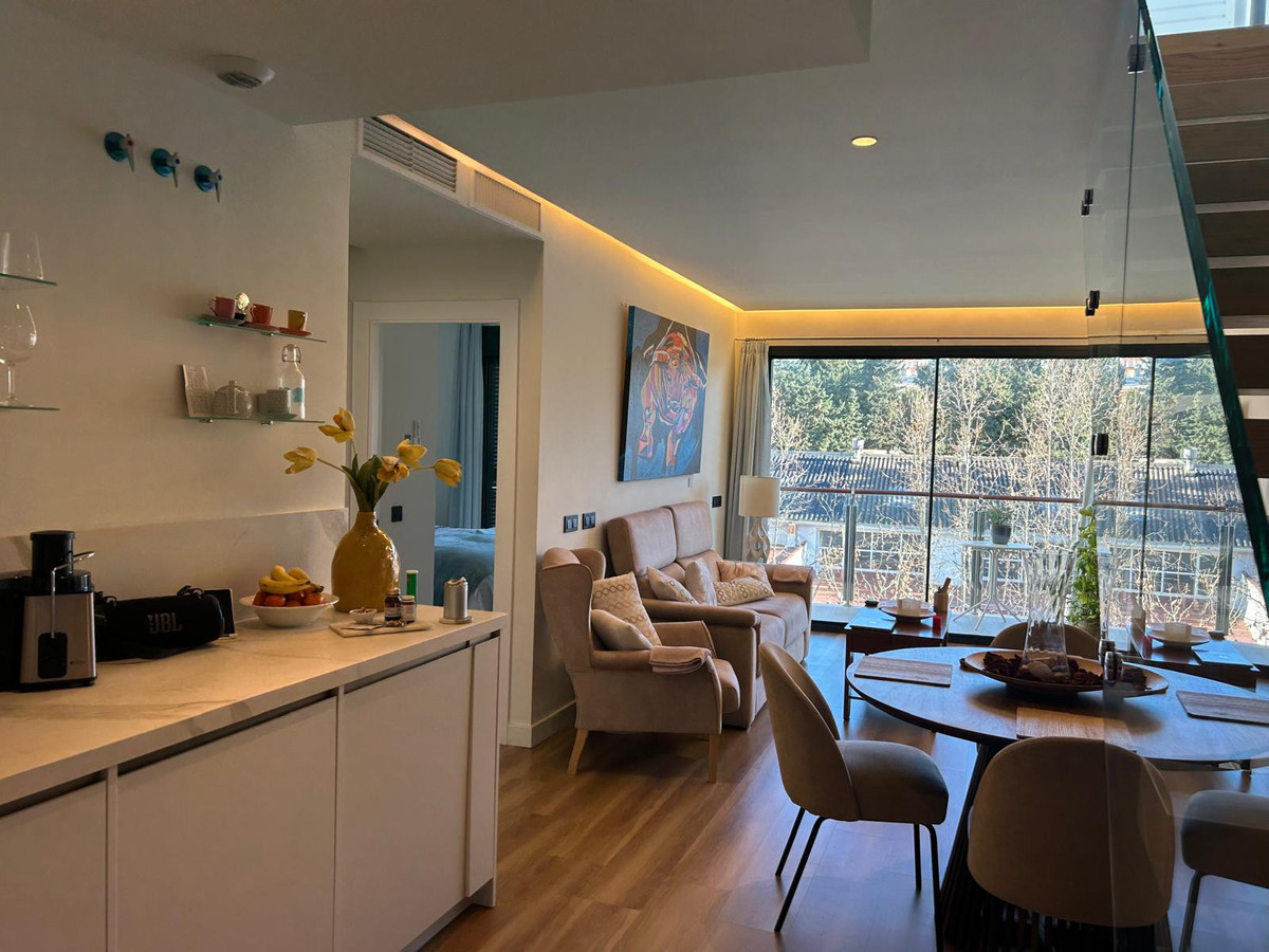 2 Bed Apartment for sale in Estepona Costa Del Sol, Málaga, Spain
