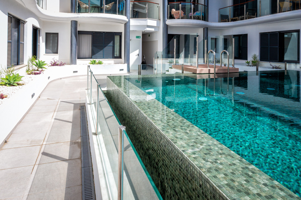 2 Bed Apartment for sale in Estepona Costa Del Sol, Málaga, Spain