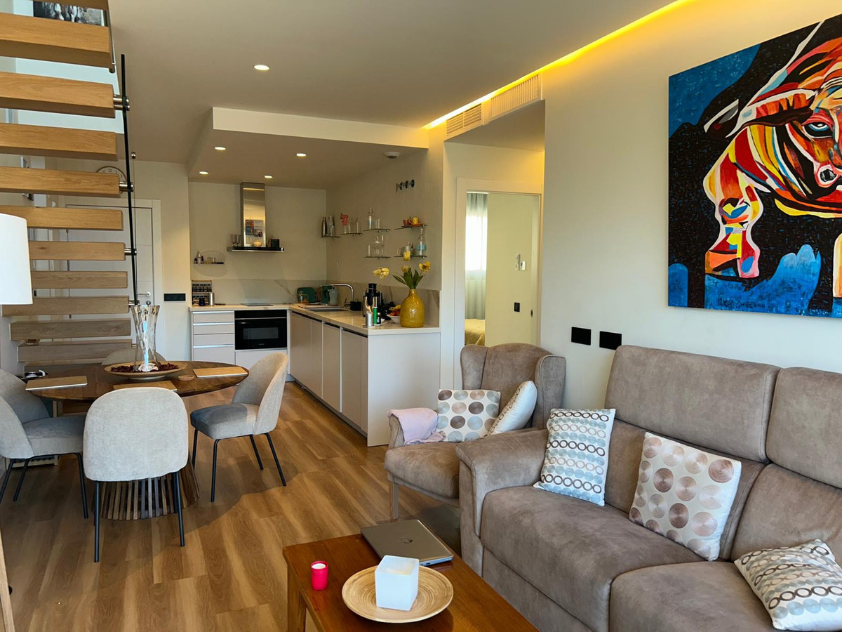 2 Bed Apartment for sale in Estepona Costa Del Sol, Málaga, Spain