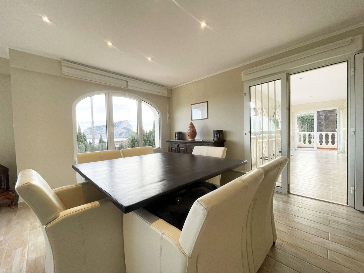 6 Bed Townhouse for sale in Calpe Costa Blanca, Alicante, Spain