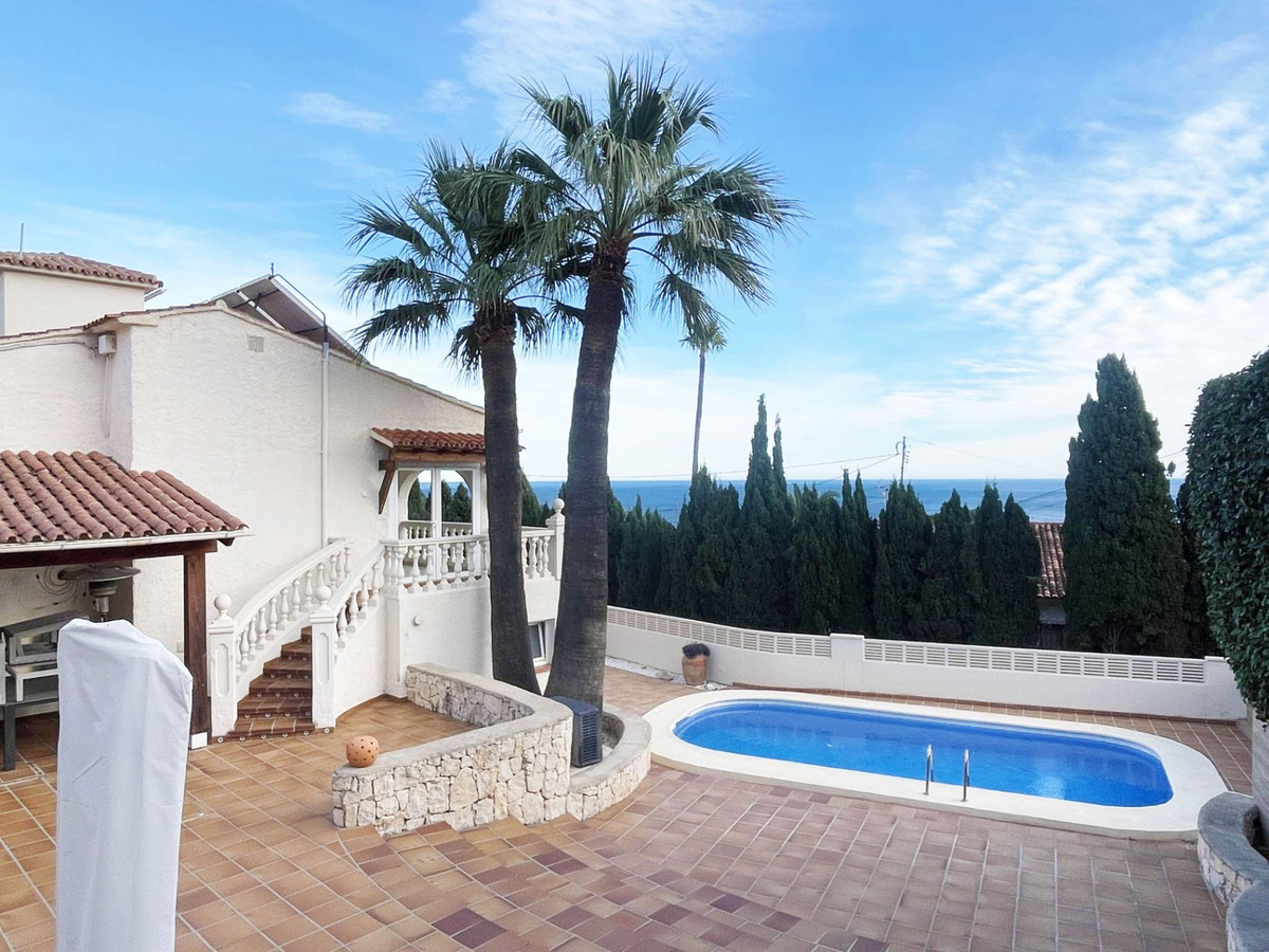 6 Bed Townhouse for sale in Calpe Costa Blanca, Alicante, Spain