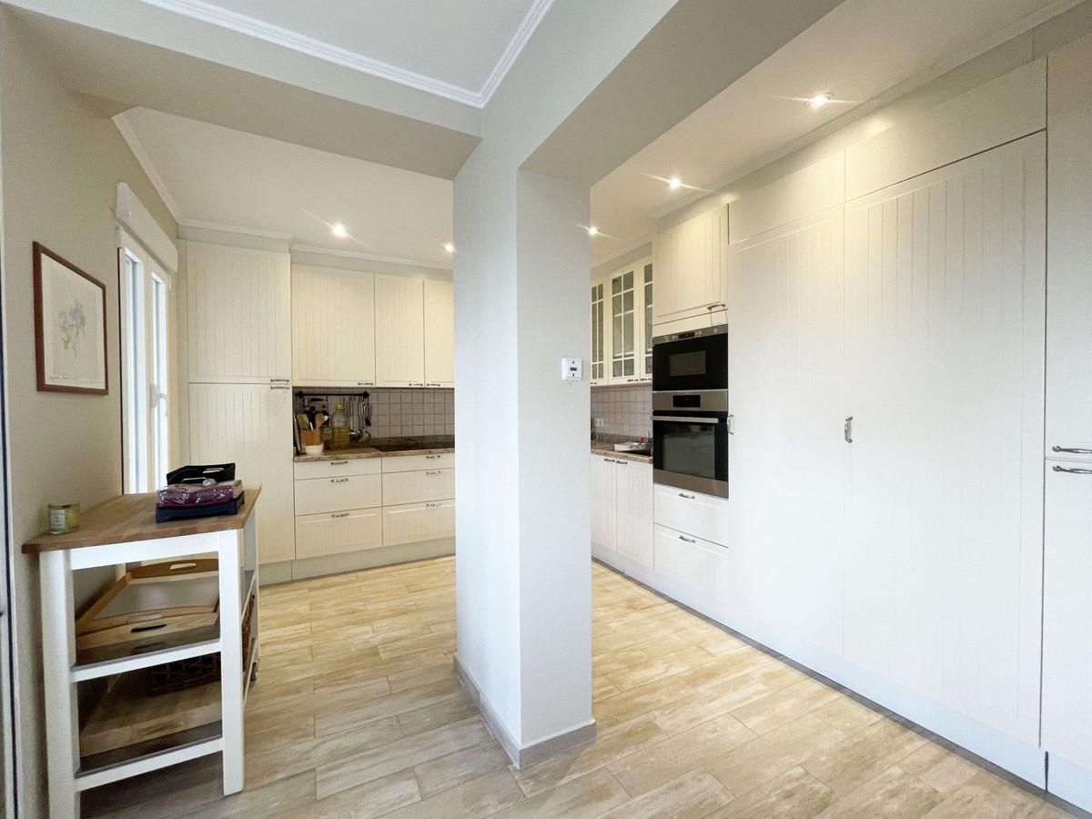 6 Bed Townhouse for sale in Calpe Costa Blanca, Alicante, Spain