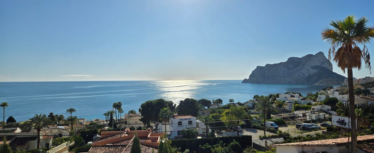 6 Bed Townhouse for sale in Calpe Costa Blanca, Alicante, Spain