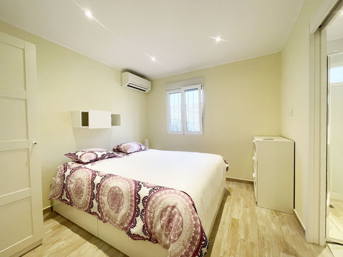 6 Bed Townhouse for sale in Calpe Costa Blanca, Alicante, Spain