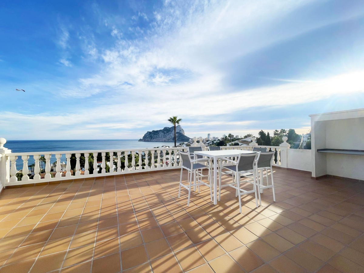 6 Bed Townhouse for sale in Calpe Costa Blanca, Alicante, Spain