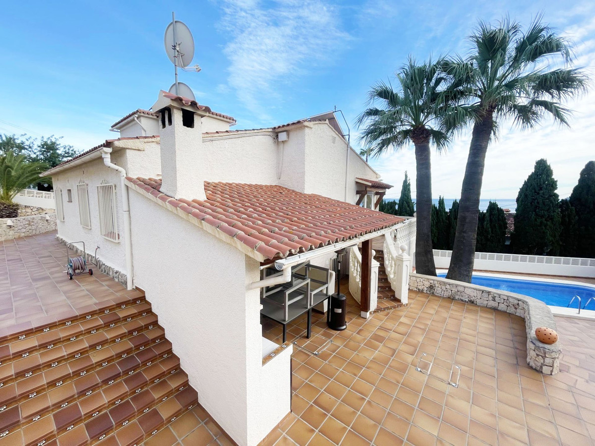 6 Bed Townhouse for sale in Calpe Costa Blanca, Alicante, Spain