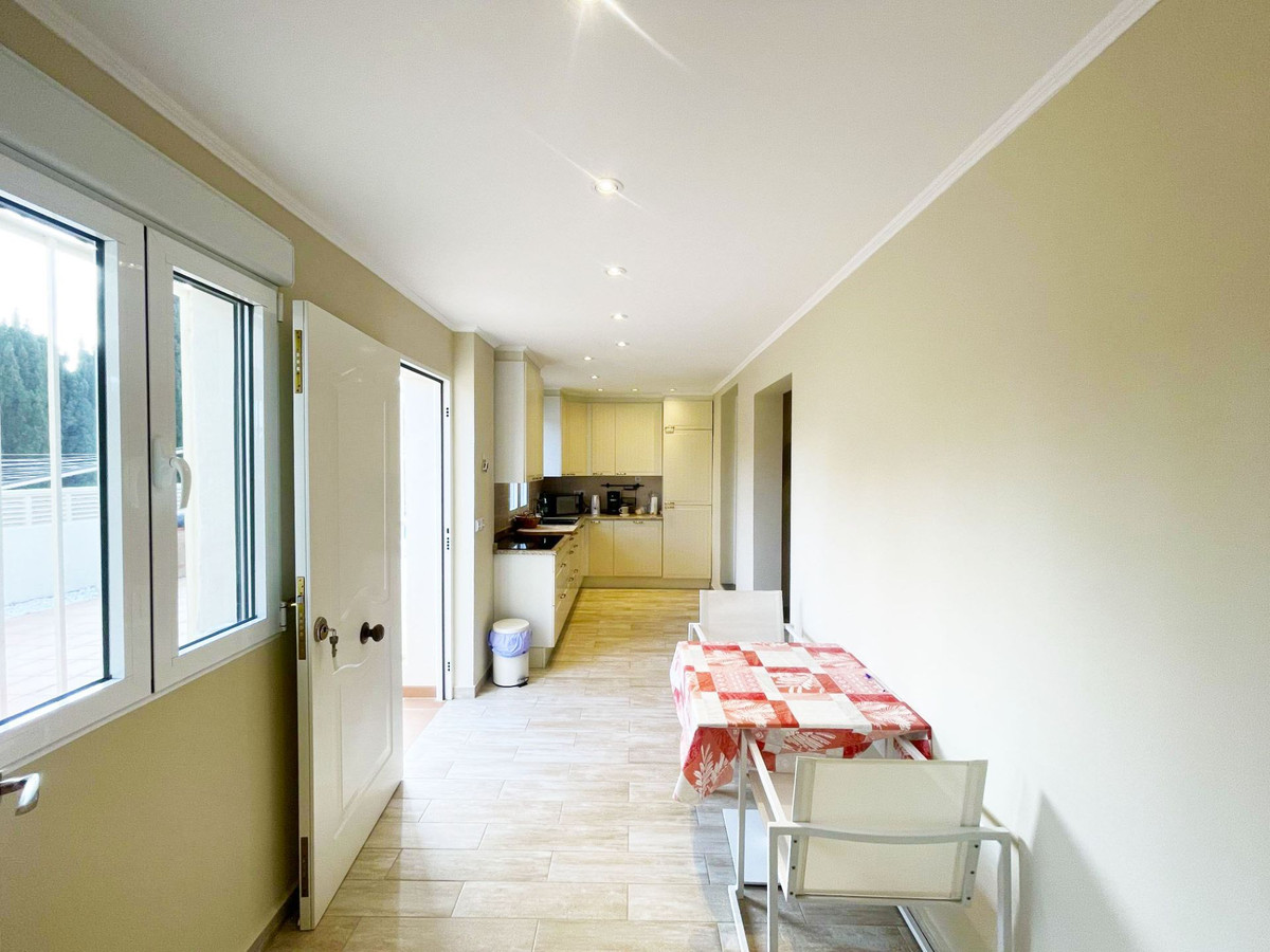 6 Bed Townhouse for sale in Calpe Costa Blanca, Alicante, Spain