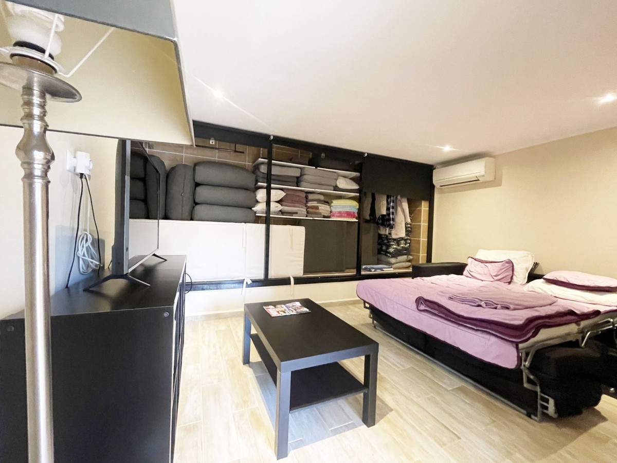 6 Bed Townhouse for sale in Calpe Costa Blanca, Alicante, Spain