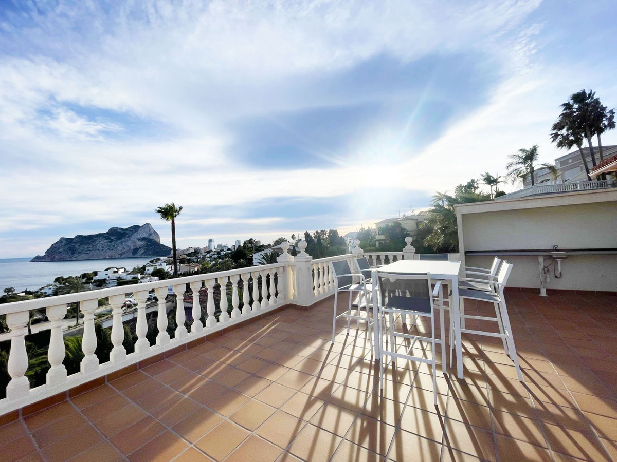 6 Bed Townhouse for sale in Calpe Costa Blanca, Alicante, Spain