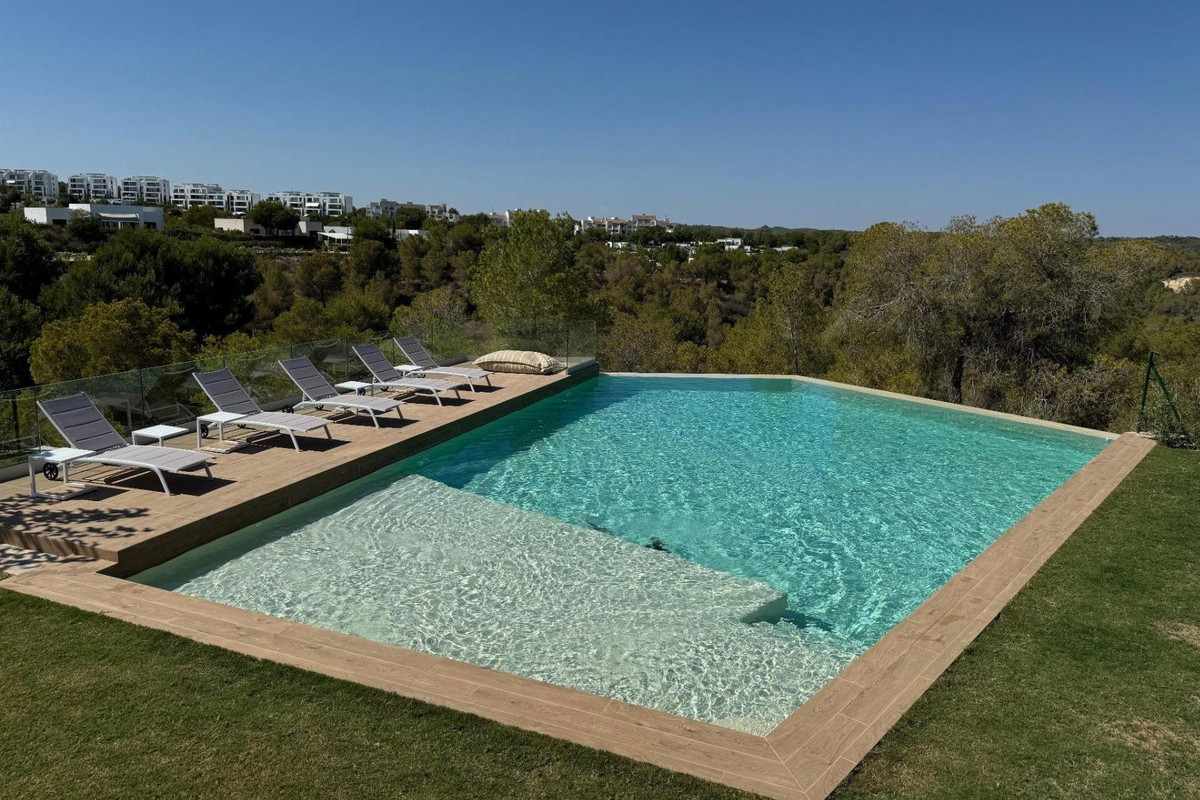 2 Bed Apartment for sale in Las Colinas Golf Costa Blanca, Alicante, Spain
