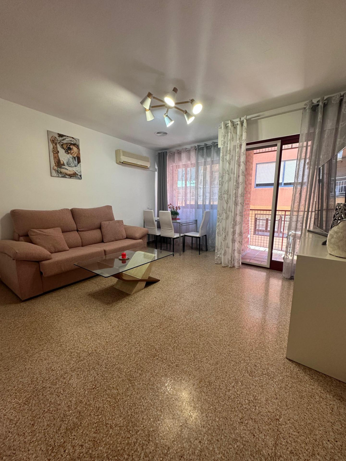 Se vende Apartamento Planta Media de 1 dormitorios en Costa Blanca, Alicante, España