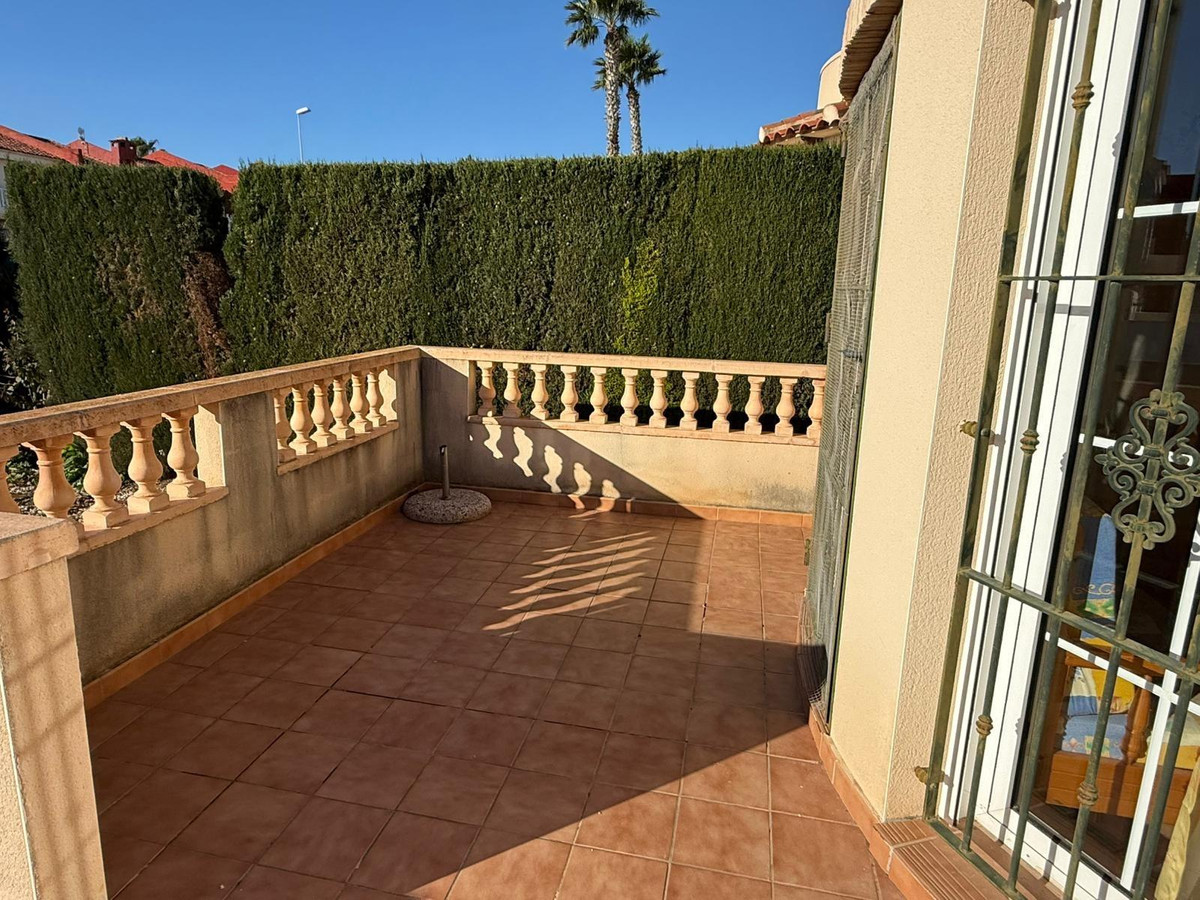Se vende Bungalow de 3 dormitorios en Costa Blanca, Alicante, España