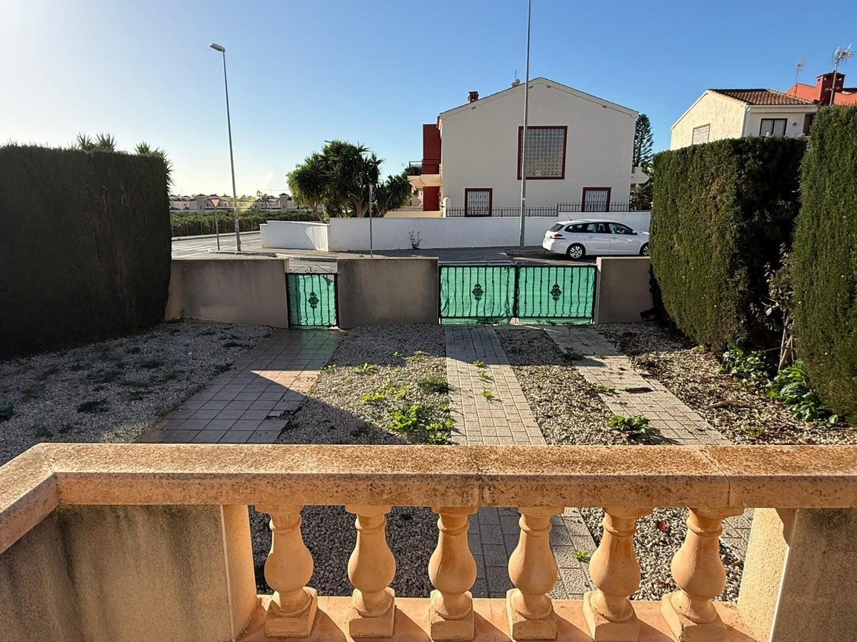 Se vende Bungalow de 3 dormitorios en Costa Blanca, Alicante, España