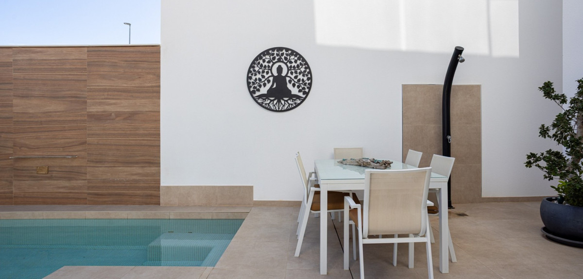 3 Bed Townhouse for sale in Benijofar Costa Blanca, Alicante, Spain