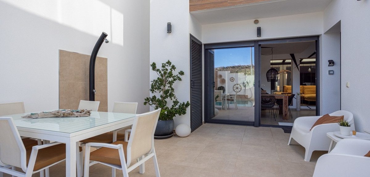 3 Bed Townhouse for sale in Benijofar Costa Blanca, Alicante, Spain
