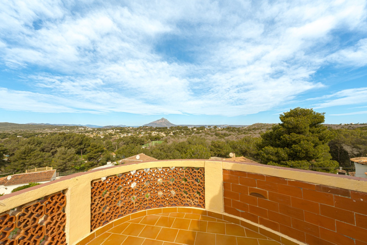 5 Bed Townhouse for sale in Javea Costa Blanca, Alicante, Spain
