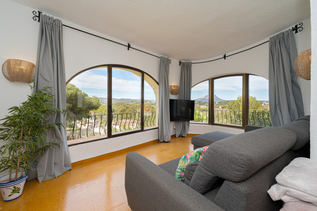 5 Bed Townhouse for sale in Javea Costa Blanca, Alicante, Spain