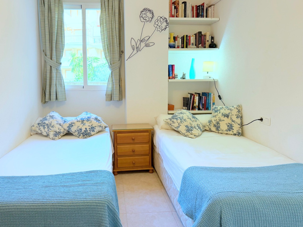 Se vende Apartamento Planta Baja de 3 dormitorios en Costa Blanca, Alicante, España