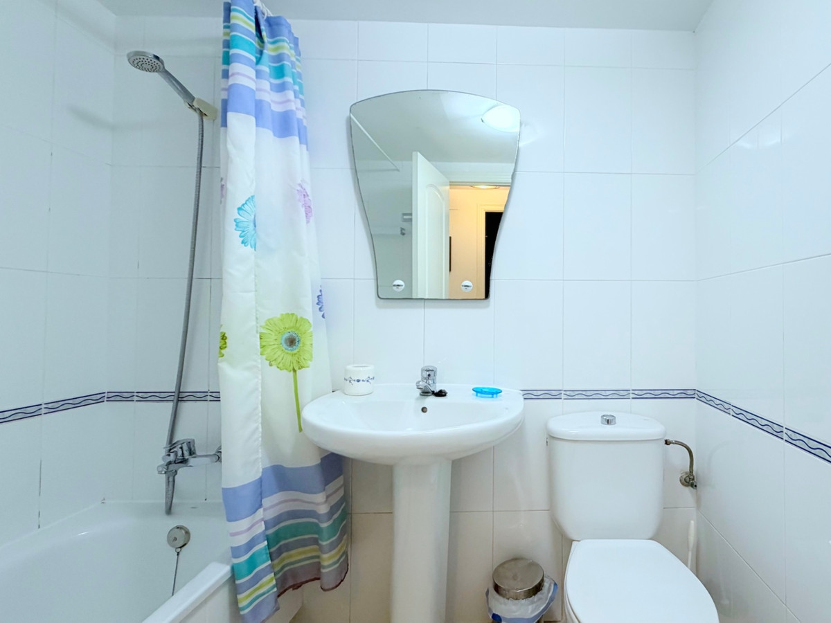 Se vende Apartamento Planta Baja de 3 dormitorios en Costa Blanca, Alicante, España