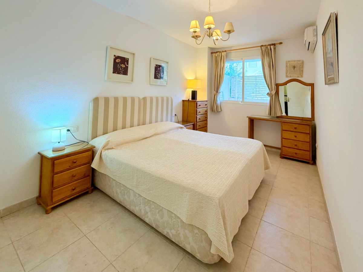 Se vende Apartamento Planta Baja de 3 dormitorios en Costa Blanca, Alicante, España