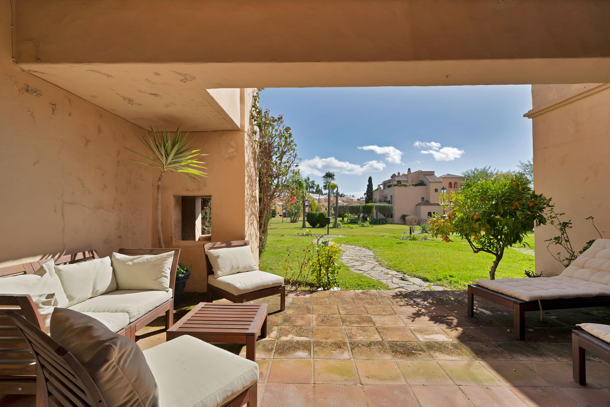 2 Bed Apartment for sale in Estepona Costa Del Sol, Málaga, Spain