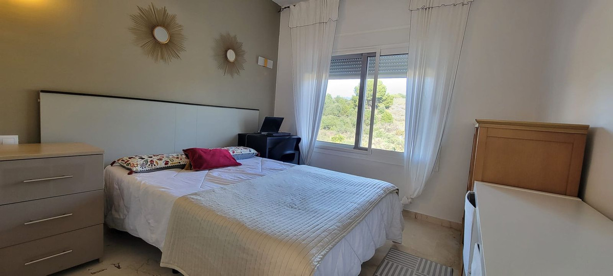 2 Bed Apartment for sale in Puerto Banús Costa Del Sol, Málaga, Spain