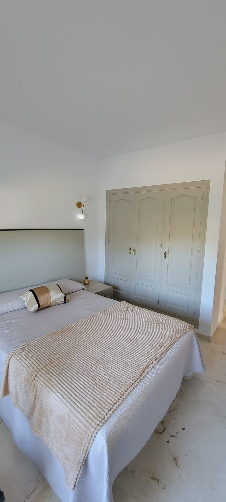 2 Bed Apartment for sale in Puerto Banús Costa Del Sol, Málaga, Spain