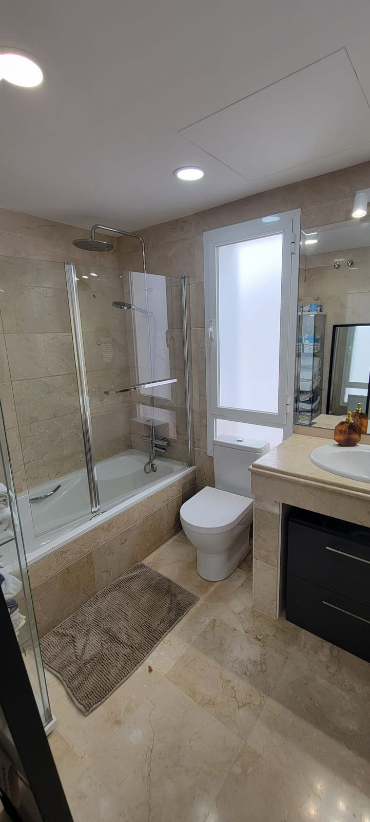 2 Bed Apartment for sale in Puerto Banús Costa Del Sol, Málaga, Spain