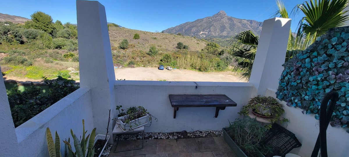 2 Bed Apartment for sale in Puerto Banús Costa Del Sol, Málaga, Spain