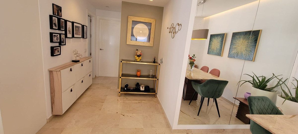 2 Bed Apartment for sale in Puerto Banús Costa Del Sol, Málaga, Spain