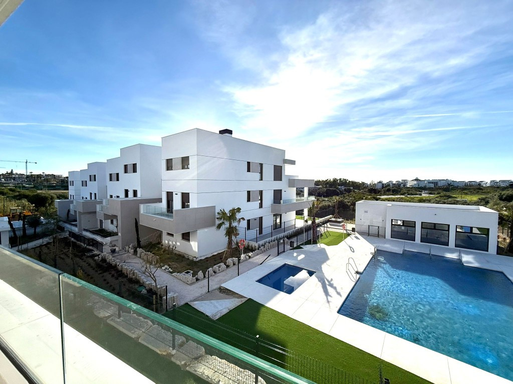 2 Bed Apartment for sale in Estepona Costa Del Sol, Málaga, Spain