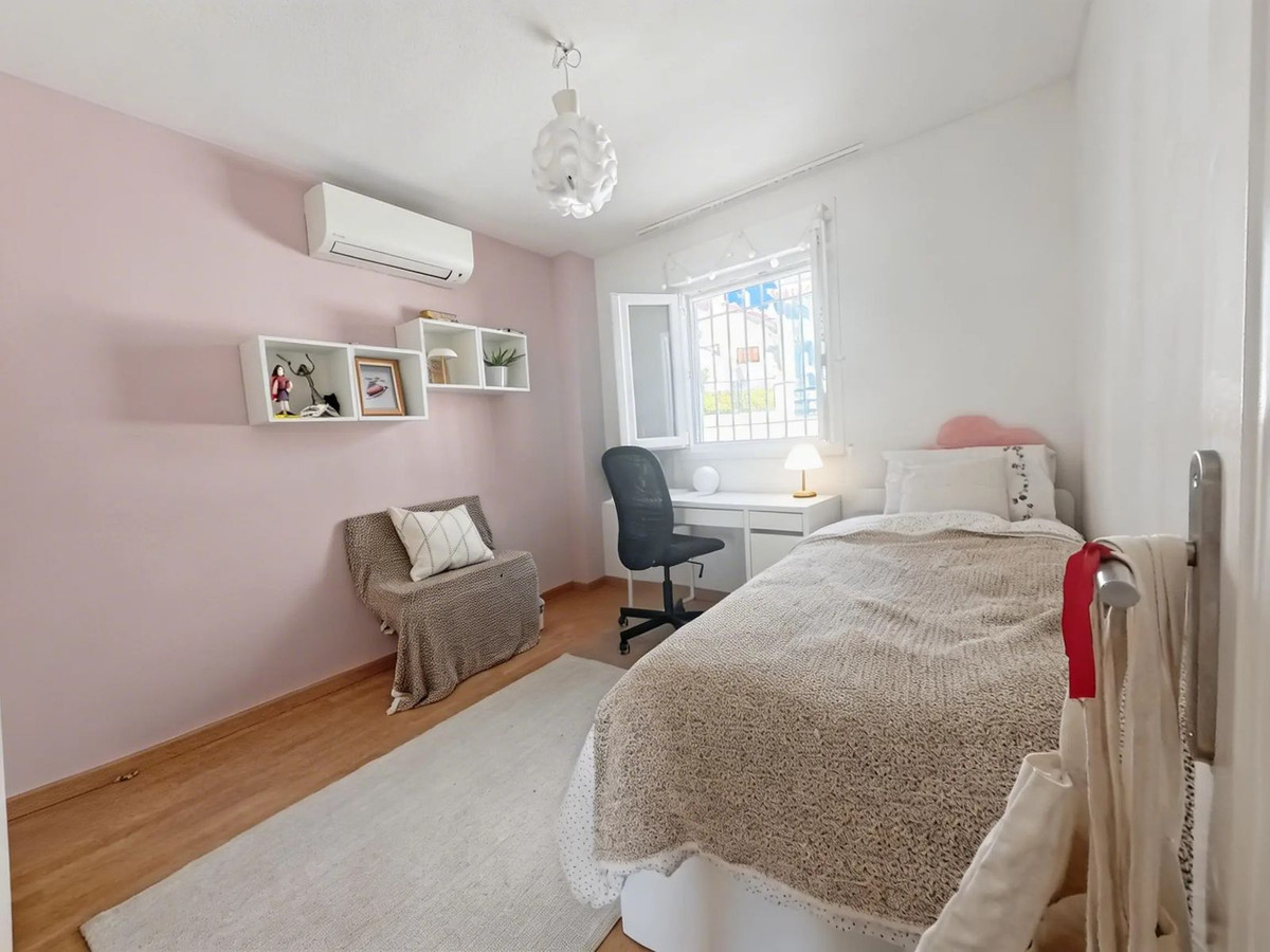 4 Bed Townhouse for sale in Benalmadena Costa Del Sol, Málaga, Spain