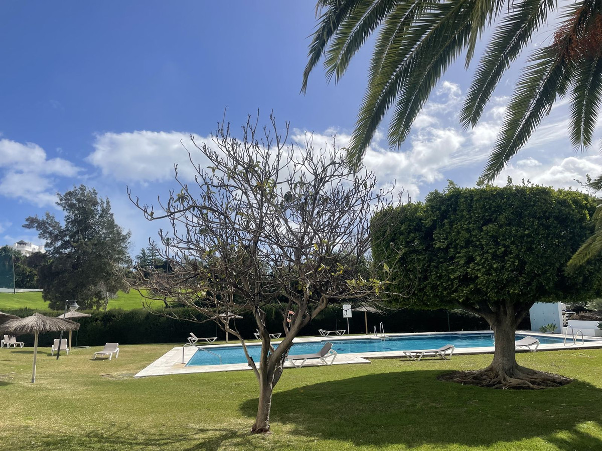 2 Bed Apartment for sale in San Pedro De Alcántara Costa Del Sol, Málaga, Spain
