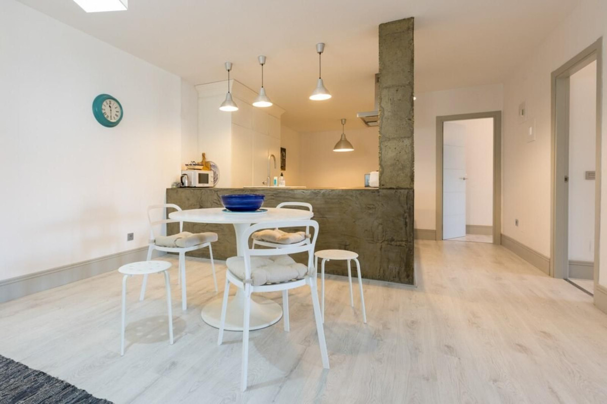 2 Bed Apartment for sale in Nueva Andalucía Costa Del Sol, Málaga, Spain