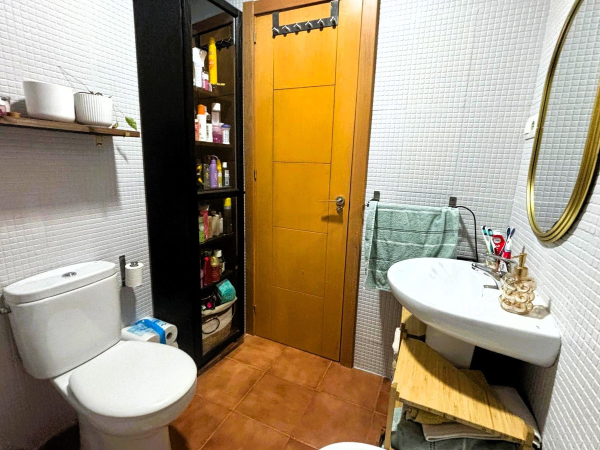 3 Bed Apartment for sale in Málaga Costa Del Sol, Málaga, Spain