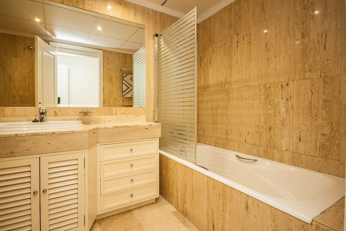 2 Bed Apartment for sale in Elviria Costa Del Sol, Málaga, Spain