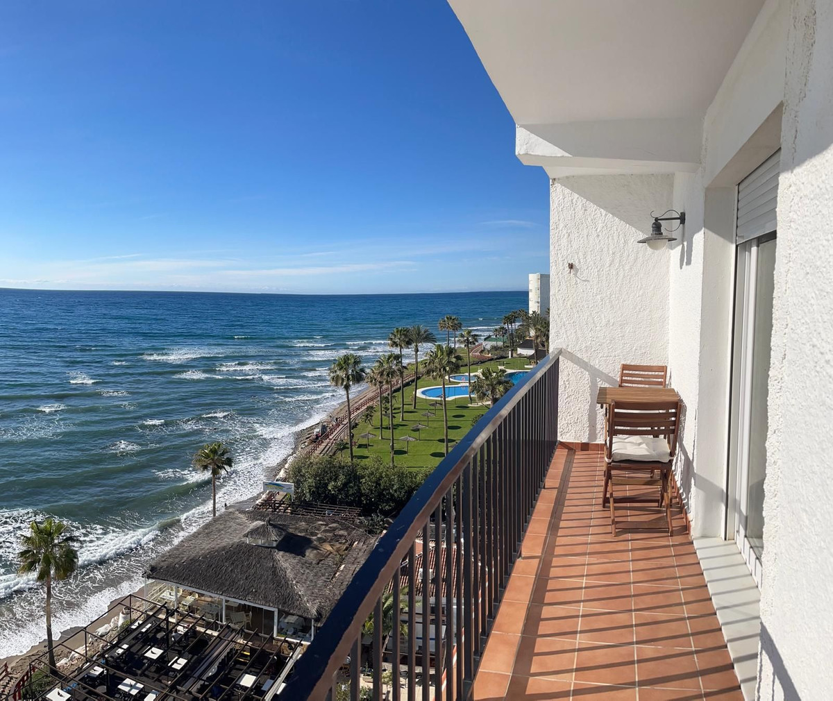 1 Bed Apartment for sale in Calahonda Costa Del Sol, Málaga, Spain