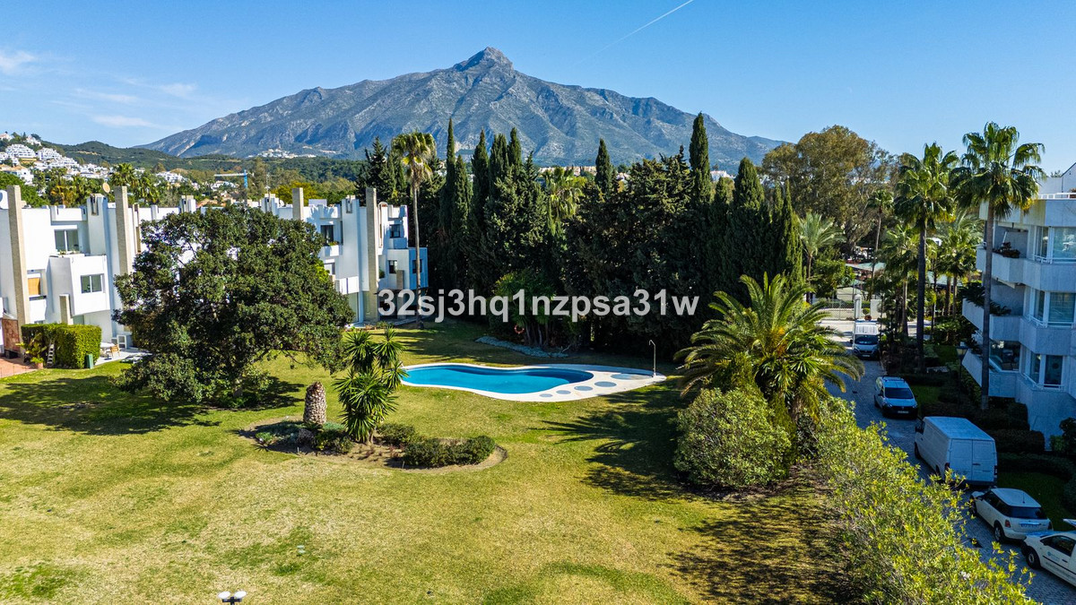3 Bed Apartment for sale in Nueva Andalucía Costa Del Sol, Málaga, Spain