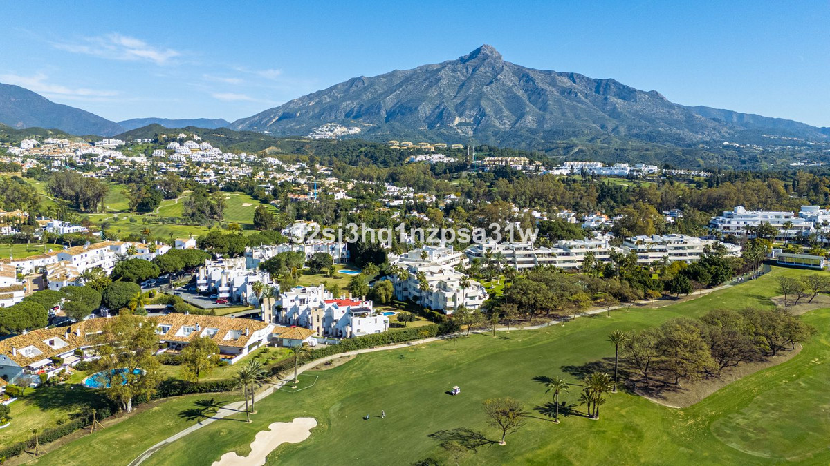 3 Bed Apartment for sale in Nueva Andalucía Costa Del Sol, Málaga, Spain