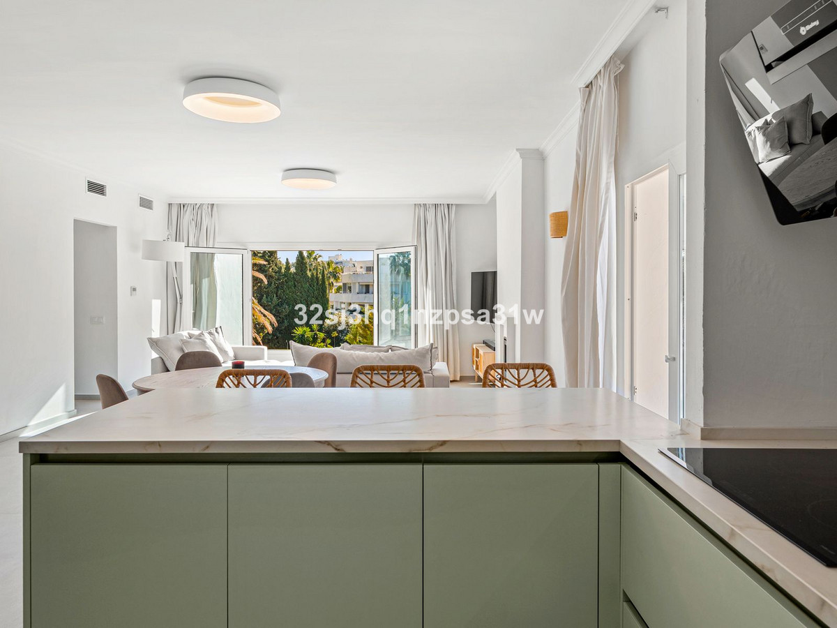 3 Bed Apartment for sale in Nueva Andalucía Costa Del Sol, Málaga, Spain