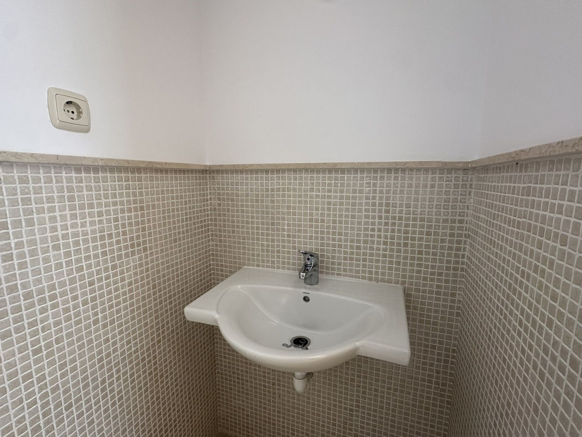 3 Bed Townhouse for sale in Doña Julia Costa Del Sol, Málaga, Spain