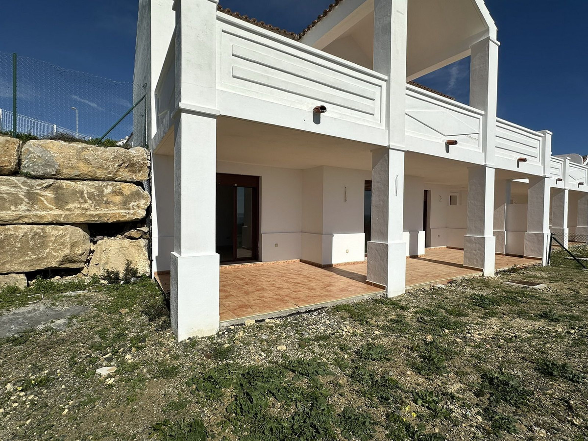 3 Bed Townhouse for sale in Doña Julia Costa Del Sol, Málaga, Spain