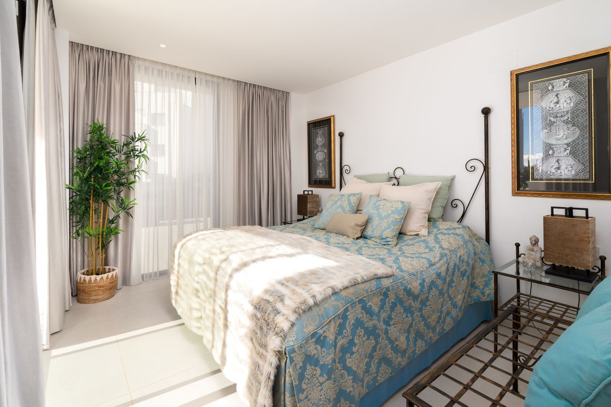 Se vende Apartamento Planta Baja de 3 dormitorios en Costa Del Sol, Málaga, España