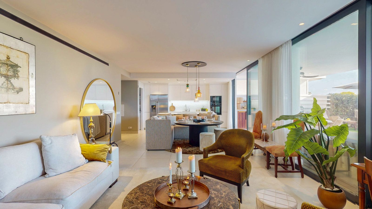 Se vende Apartamento Planta Baja de 3 dormitorios en Costa Del Sol, Málaga, España