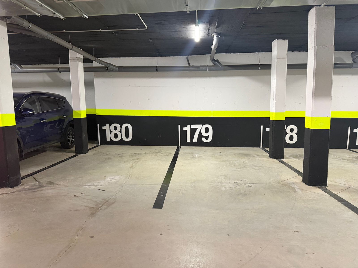 Se vende Apartamento Planta Baja de 3 dormitorios en Costa Del Sol, Málaga, España