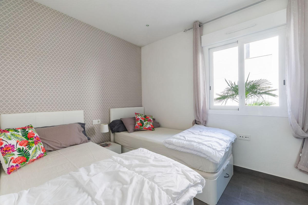 Se vende Apartamento Planta Baja de 2 dormitorios en Costa Blanca, Alicante, España